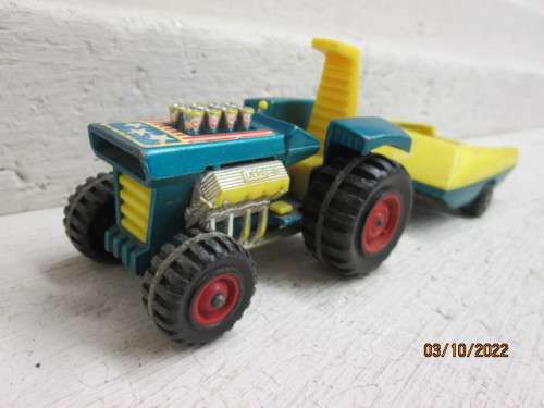 DIE CAST : MATCHBOX SUPERKINGS : MOD TRACTOR AND TRAILER SET