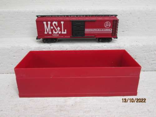 HO SCALE : RIVEROSSI : M.StL BOX CAR - BOXED