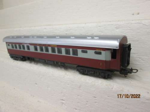 HO SCALE : LIMA : SAR TRANSKAROO : FIRST CLASS COACH