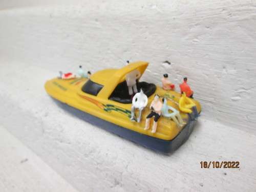 HO SCALE : SPEEDBOAT - OCEAN PRINCESS