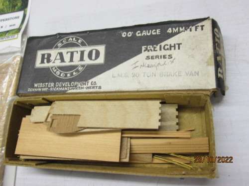 HO / OO SCALE : SCRAP YARD