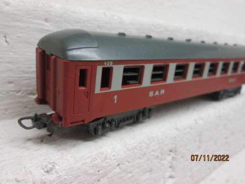 HO SCALE : LIMA : SAR - ORANGE EXPRESS - IST CLASS COACH