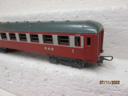 HO SCALE : LIMA : SAR - ORANGE EXPRESS - IST CLASS COACH