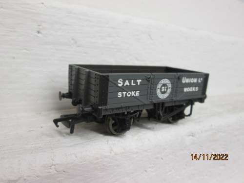 OO SCALE: BACHMANN : 5-PLANK OPEN WAGON /SALT UNION - BOXED