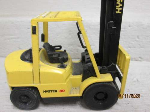 1:30 : DIE CAST : HYSTER LIFT TRUCK