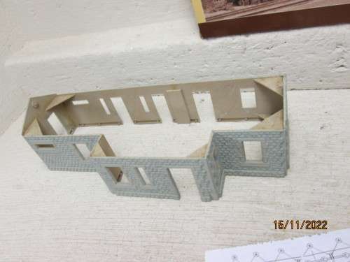 HO / OO SCALE : RATIO - STATION BUILDING KIT - BOXED