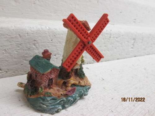 N SCALE : WINDMILL