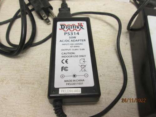 HO SCALE : DIGITRAX : DCC - DIGITAL CONTROLLER