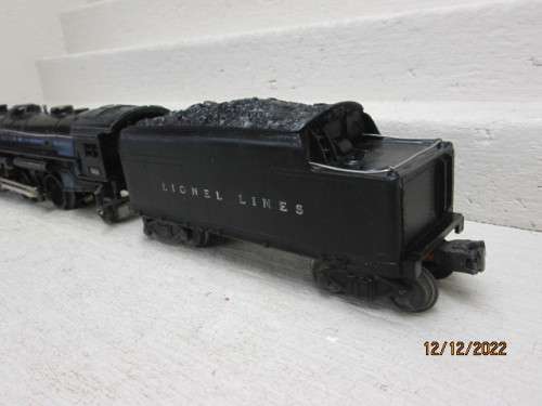 O SCALE : LIONEL :2-4-2  STEAM LOCOMOTIVE
