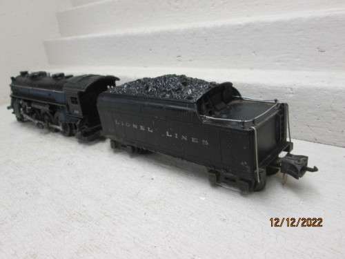 O SCALE : LIONEL :2-6-2  STEAM LOCOMOTIVE