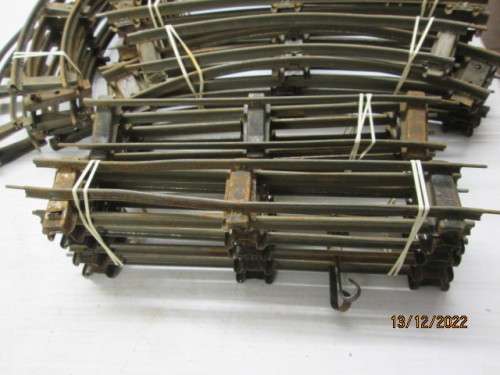 O SCALE : HORNBY : 2-RAIL TRACK - X36 PIECES