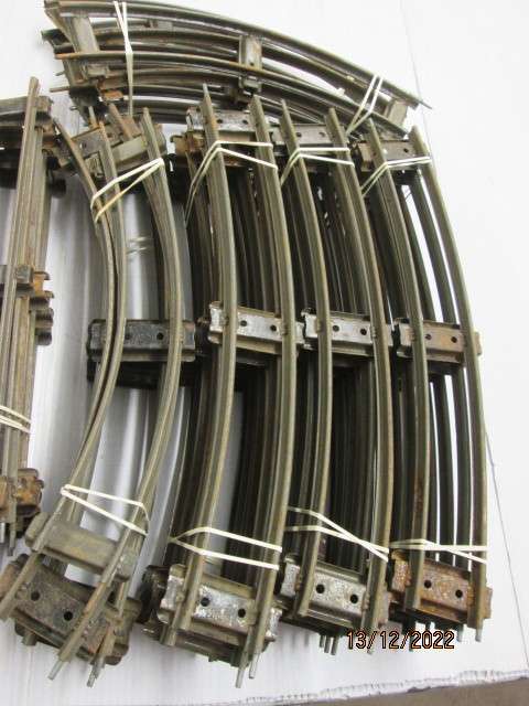 O SCALE : HORNBY : 2-RAIL TRACK - X36 PIECES