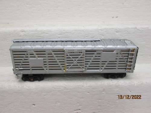 HO SCALE : RIVEROSSI : CATTLE CAR