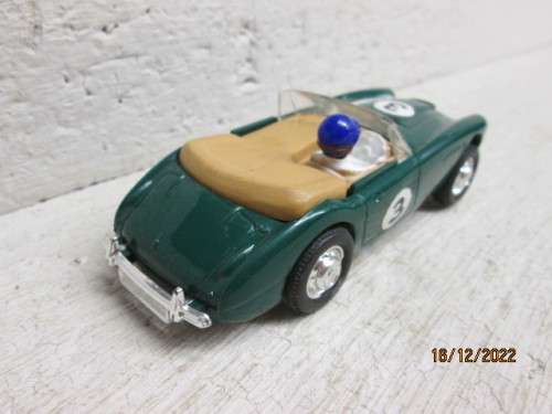 1:32 SCALE : SCALEXTRIC : AUTEN HEALEY 3000