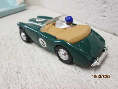 1:32 SCALE : SCALEXTRIC : AUTEN HEALEY 3000