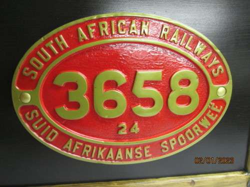 SOUTH AFRICAN RAILWAY - CLASS 24 STEAM - REPLICA PLATE MOUNTED ON SOLID FRAME