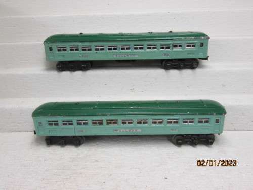 O SCALE : LIONEL/HORNBY :  GREEN PULLMAN PASSENGER COACHES - X2