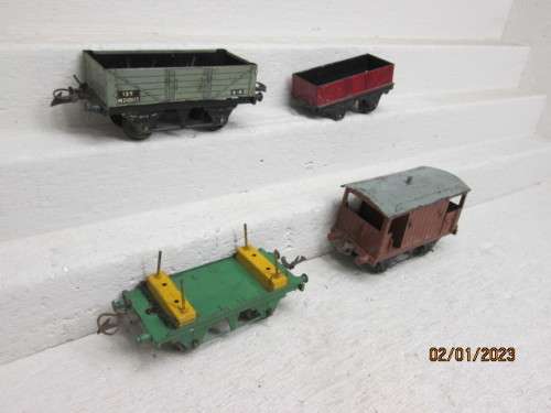 O SCALE : HORNBY : WAGONS - X4