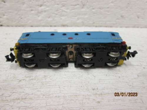 N SCALE : TRIX : BLUE ELECTRIC LOCOMOTIVE - BOXED