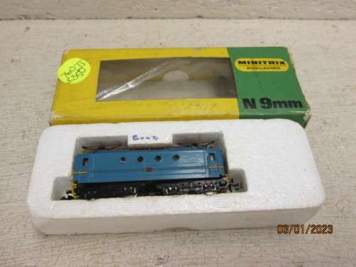 N SCALE : TRIX : BLUE ELECTRIC LOCOMOTIVE - BOXED