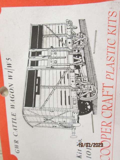 OO SCALE : COOPER CRAFT - GWR -CATTLE WAGON - KIT - PACKAGED