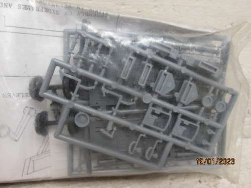 OO SCALE : COOPER CRAFT - GWR -CATTLE WAGON - KIT - PACKAGED