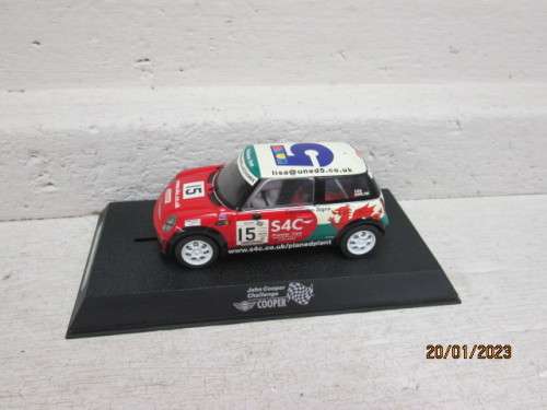 1:32 SCALE : SCALEXTRIC : MINI COOPER- S - NO.15 - BOXED