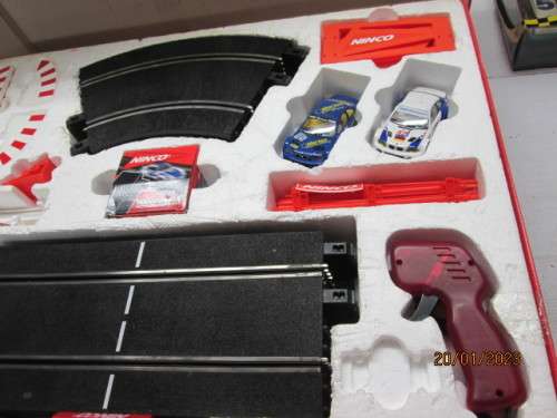 1:32 SCALE : NINCO : M3 RACING SET - BOXED