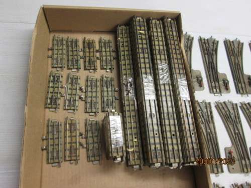 OO SCALE : HORNBY DUBLO - 3-RAIL METAL TRACK - X75  PIECES
