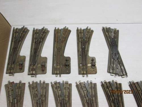 OO SCALE : HORNBY DUBLO - 3-RAIL METAL TRACK - X75  PIECES