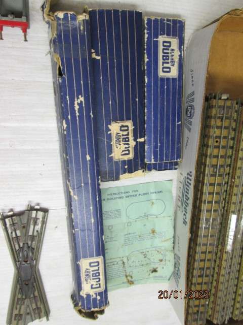 OO SCALE : HORNBY DUBLO - 3-RAIL METAL TRACK - X90  PIECES