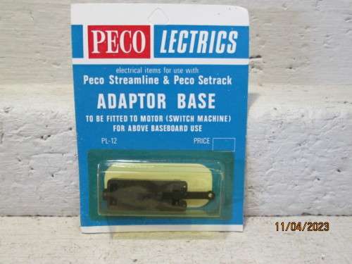 HO SCALE: PECO: ADAPTOR BASE - PL-12 - BOXED