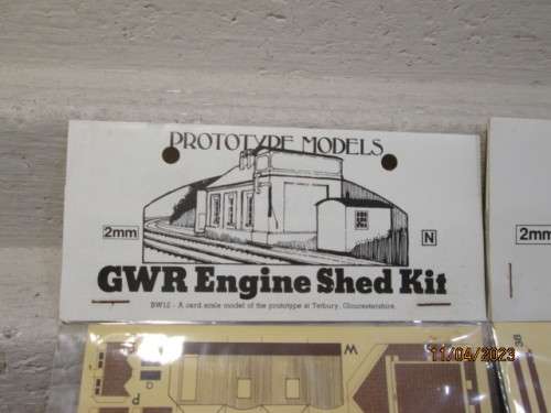 N SCALE: PROTO TYPE MODELS: X2 PAPER KITS - BOXED