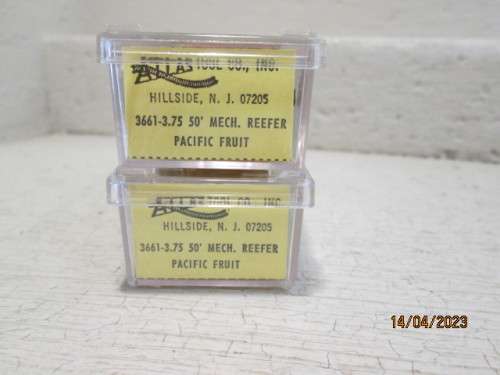 N SCALE : ATLAS : PACIFIC FRUIT EXPRESS - 50FT BOX CARS - X2- BOXED