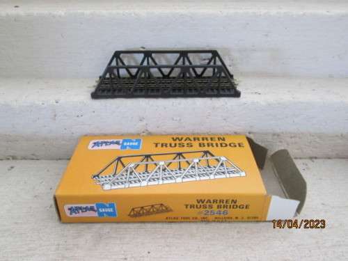 N SCALE : ATLAS : WARREN TRUSS BRIDGE - BOXED