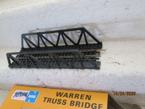 N SCALE : ATLAS : WARREN TRUSS BRIDGE - BOXED