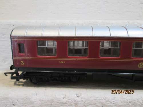 00 SCALE : HORNBY : LMS - THIRD CLASS COMBO GUARDS VAN