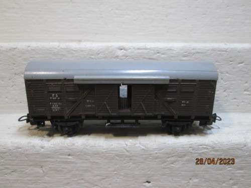 HO SCALE : LIMA : BOX CAR -  FS