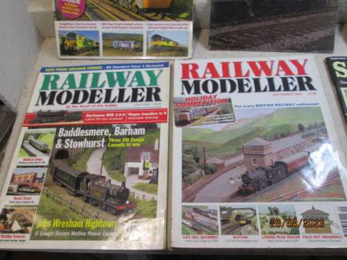 MAGAZINES : VARIOUS MODEL TRAIN AND STEAM TRAIN - X6