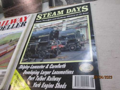 MAGAZINES : VARIOUS MODEL TRAIN AND STEAM TRAIN - X6