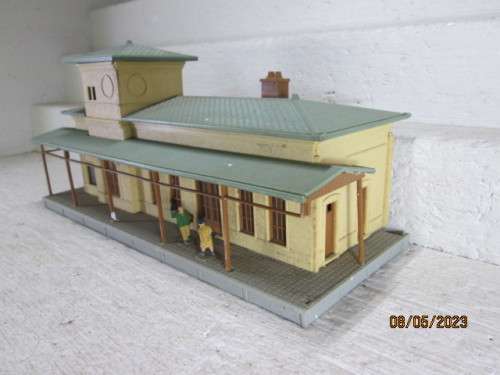 HO SCALE : STATION BUILDING
