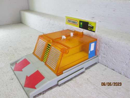 MATCHBOX : STARTING GATE GARAGE