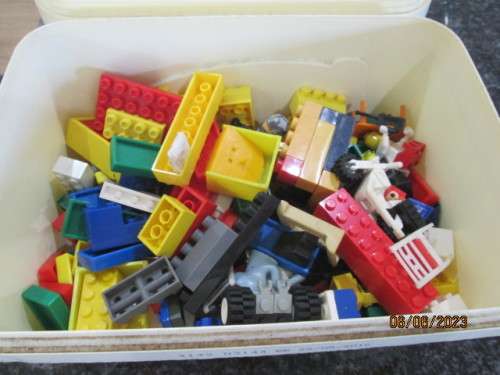 LEGO : X2 CONTAINERS OF LEGO