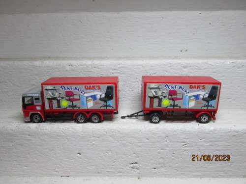 HO SCALE : ACTION CITY :  VOLVO TRUCK & TRAILER - BOXED