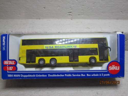 HO SCALE : SIKU :  YELLOW LUXURY BUS - SA ROAD LINK - BOXED
