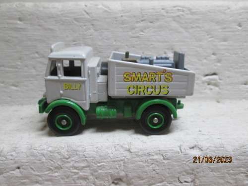OO SCALE : DAYS GONE - CIRCUS TRUCK WITH LOAD