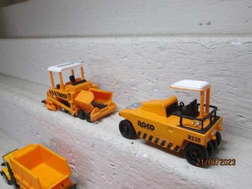 HO / OO SCALE : CONSTRUCTION SET