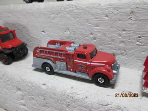 HO / OO SCALE : FIRE & RESCUE VEHICLE SET - X5