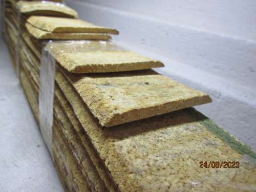 O SCALE : CORK UNDERLAY