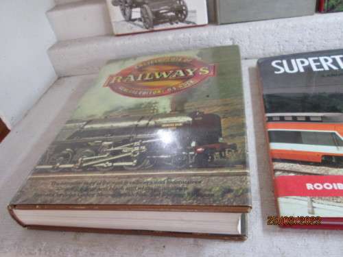 HARDCOVER BOOKS : VARIOUS TRAINS X5 - INCLUDING X1 ON SAR TRAINS